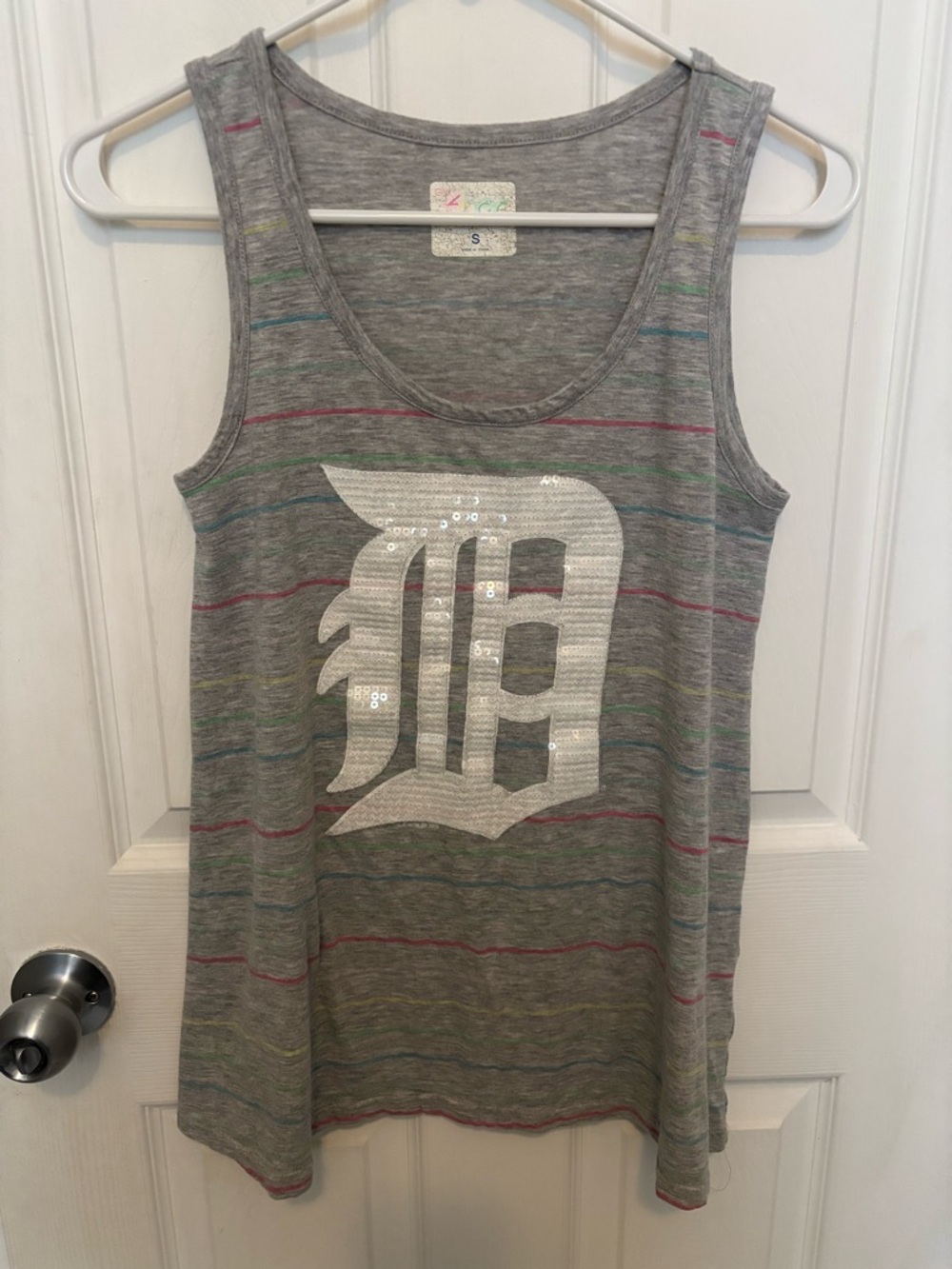 GIII 4Her By Carl Banks Women’s Detroit Sequin Gray Striped Tank Top Size S